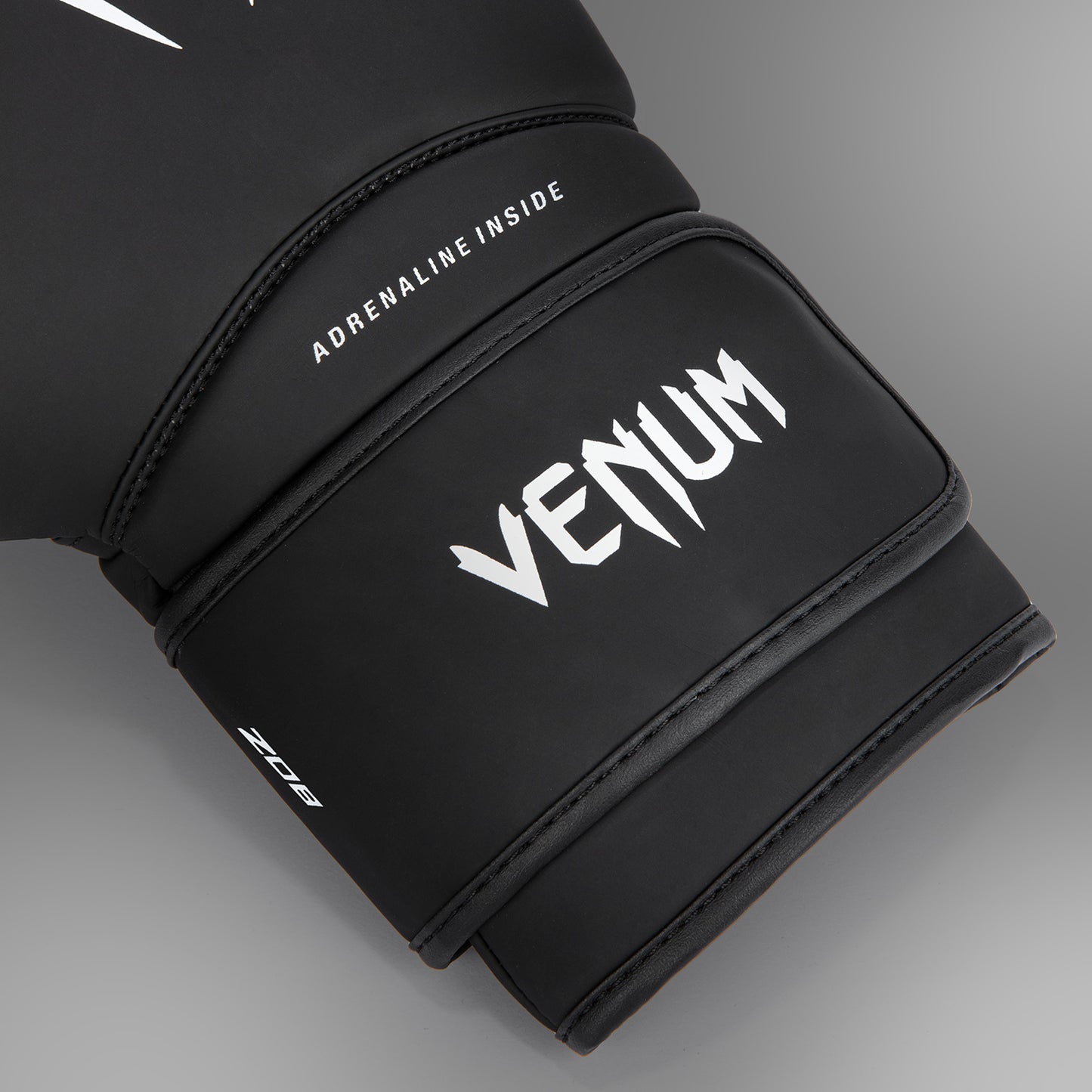 Боксерские перчатки Venum Contender 1.5 - Черный/Белый
