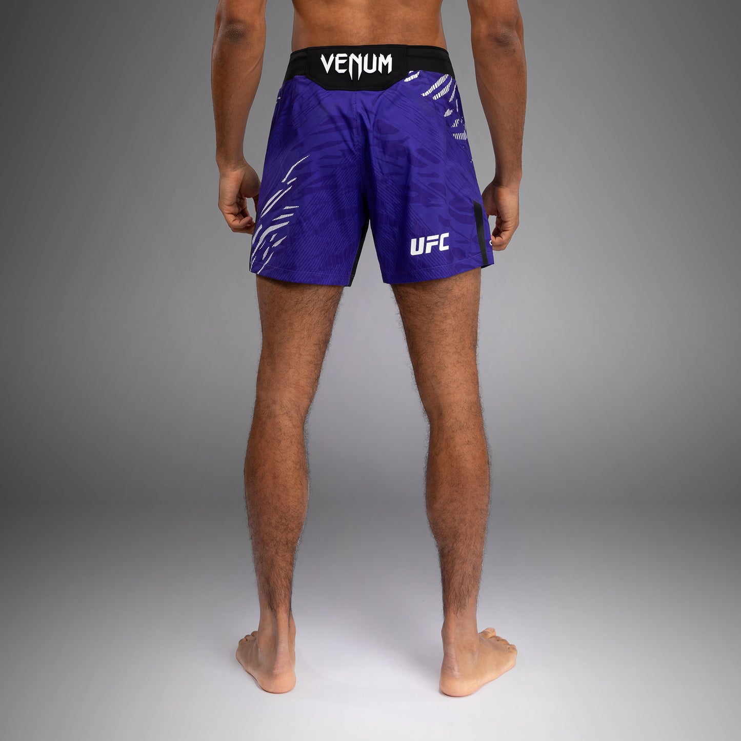 Шорты UFC Fusion by Venum Authentic Fight Night для мужчин - Короткий крой - Фиолетовый