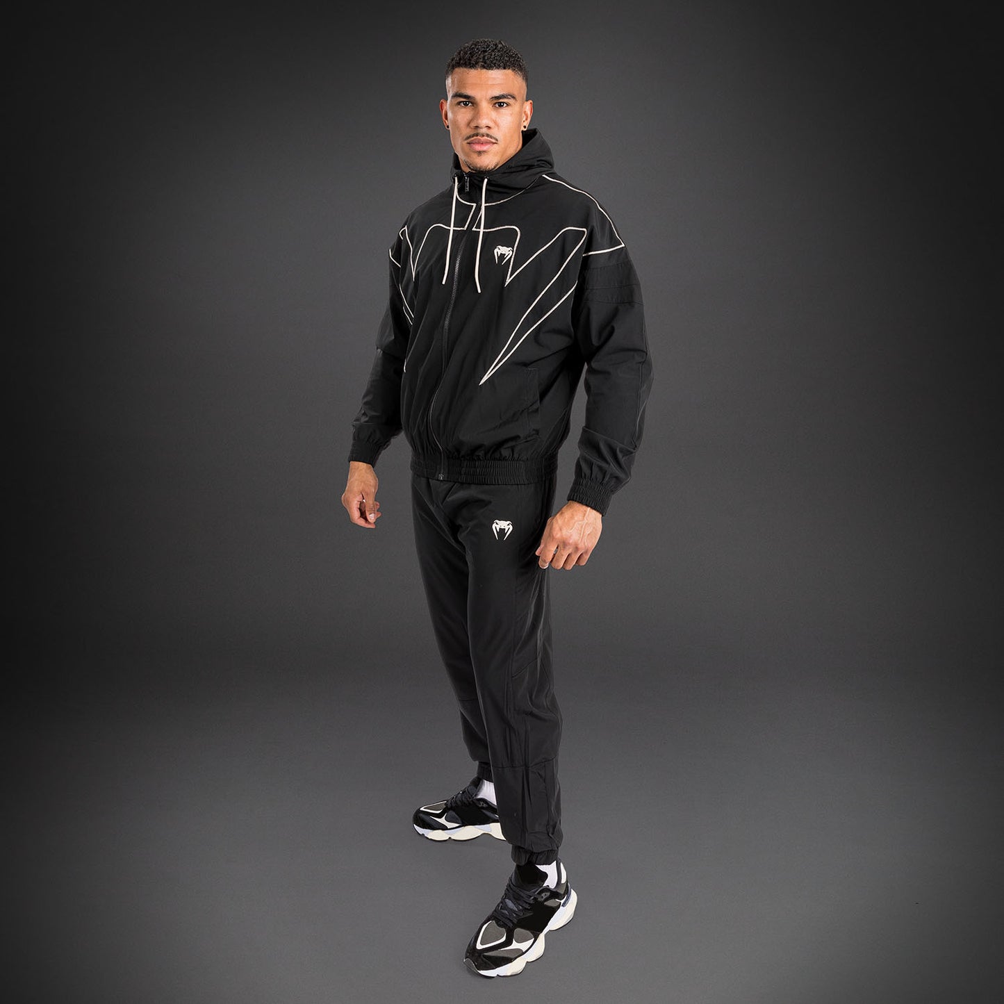 Куртка Venum Attack 90 Tracksuit Jacket - черный/белый