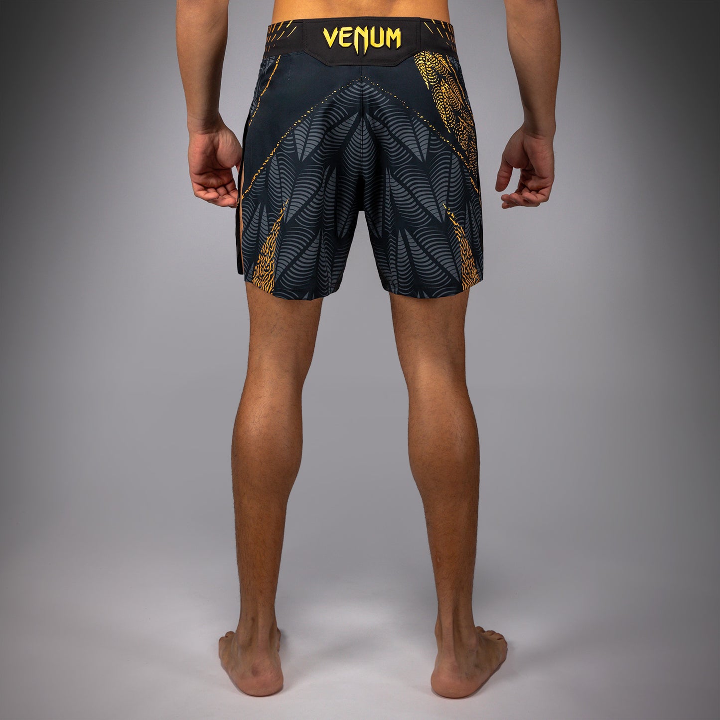 UFC Zenith by Venum Authentic Fight Night Шорты Gladiator Мужские - Champion