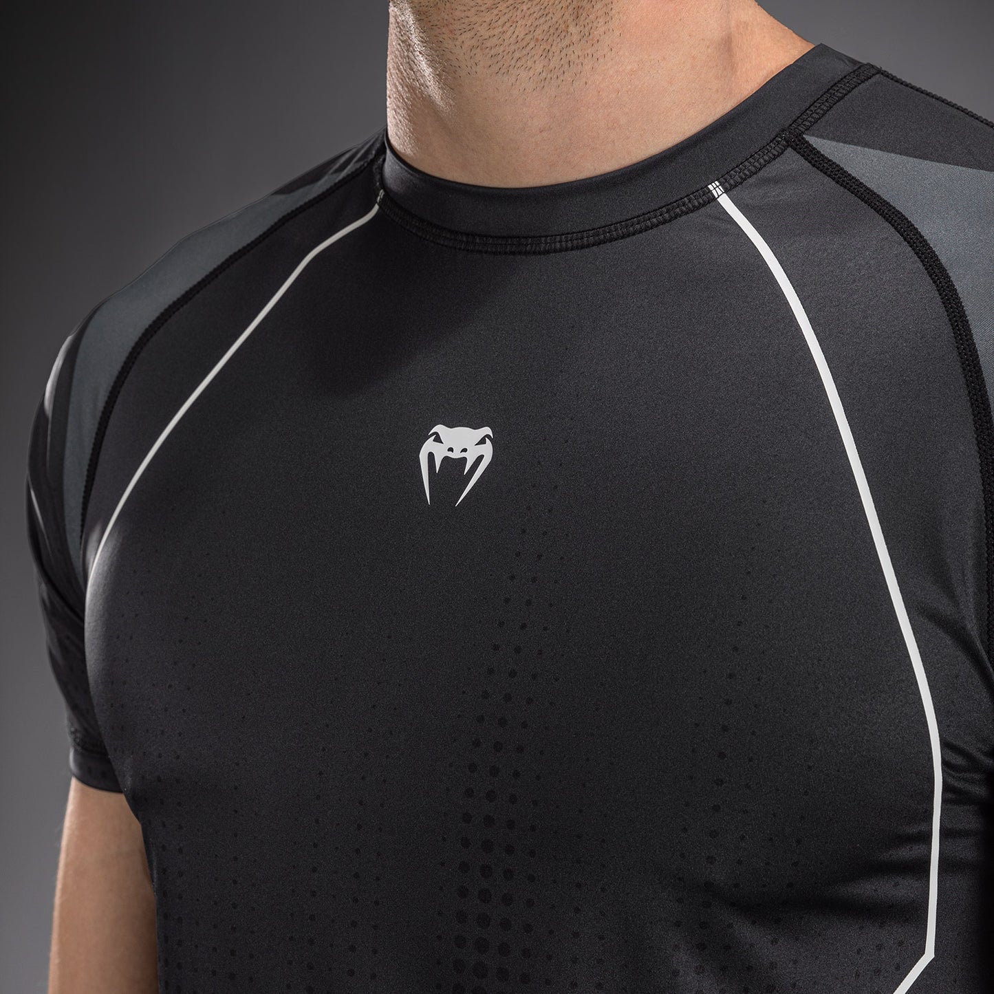 Футболка Dry Tech Venum Stealth – Чёрный/Белый