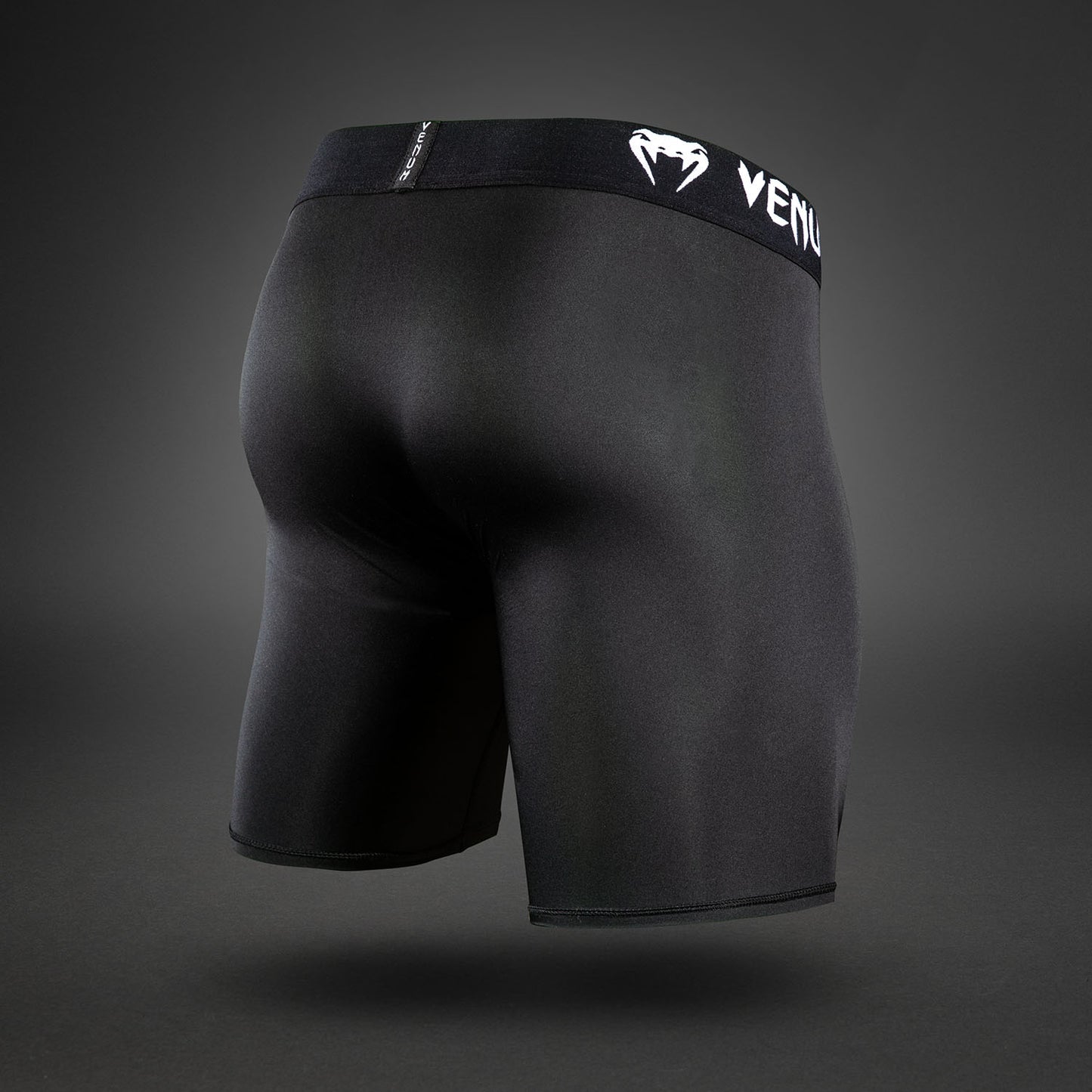 Компрессионные шорты Venum MX - Черный/Белый
