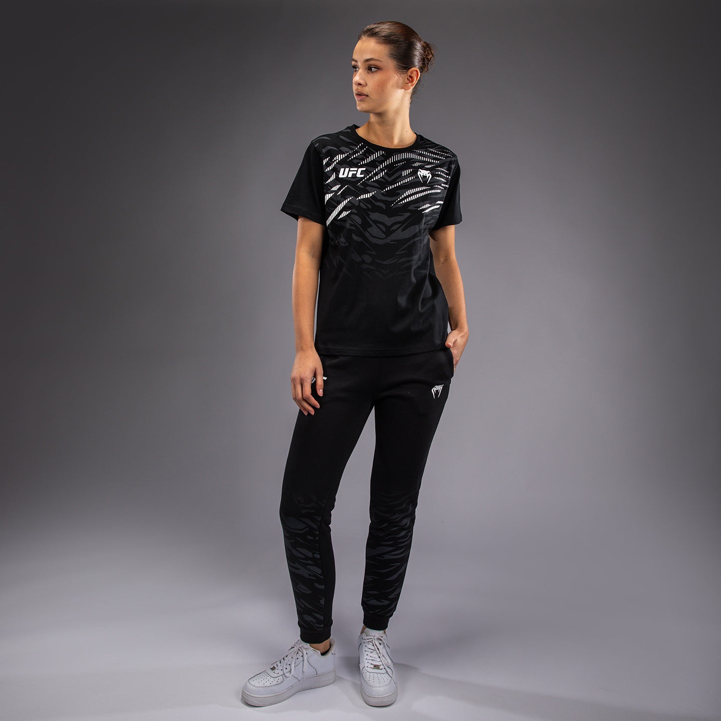 Футболка UFC Fusion by Venum Replica с коротким рукавом для женщин - Black