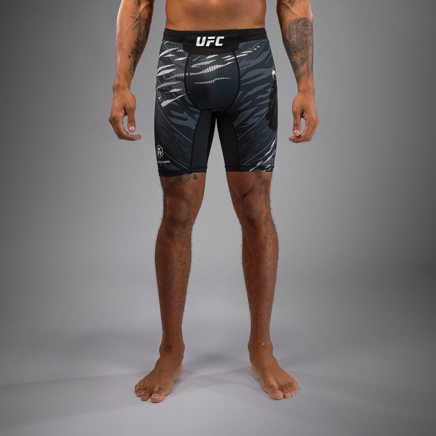 Шорты Vale Tudo UFC Fusion by Venum Authentic Fight Night для мужчин - Black