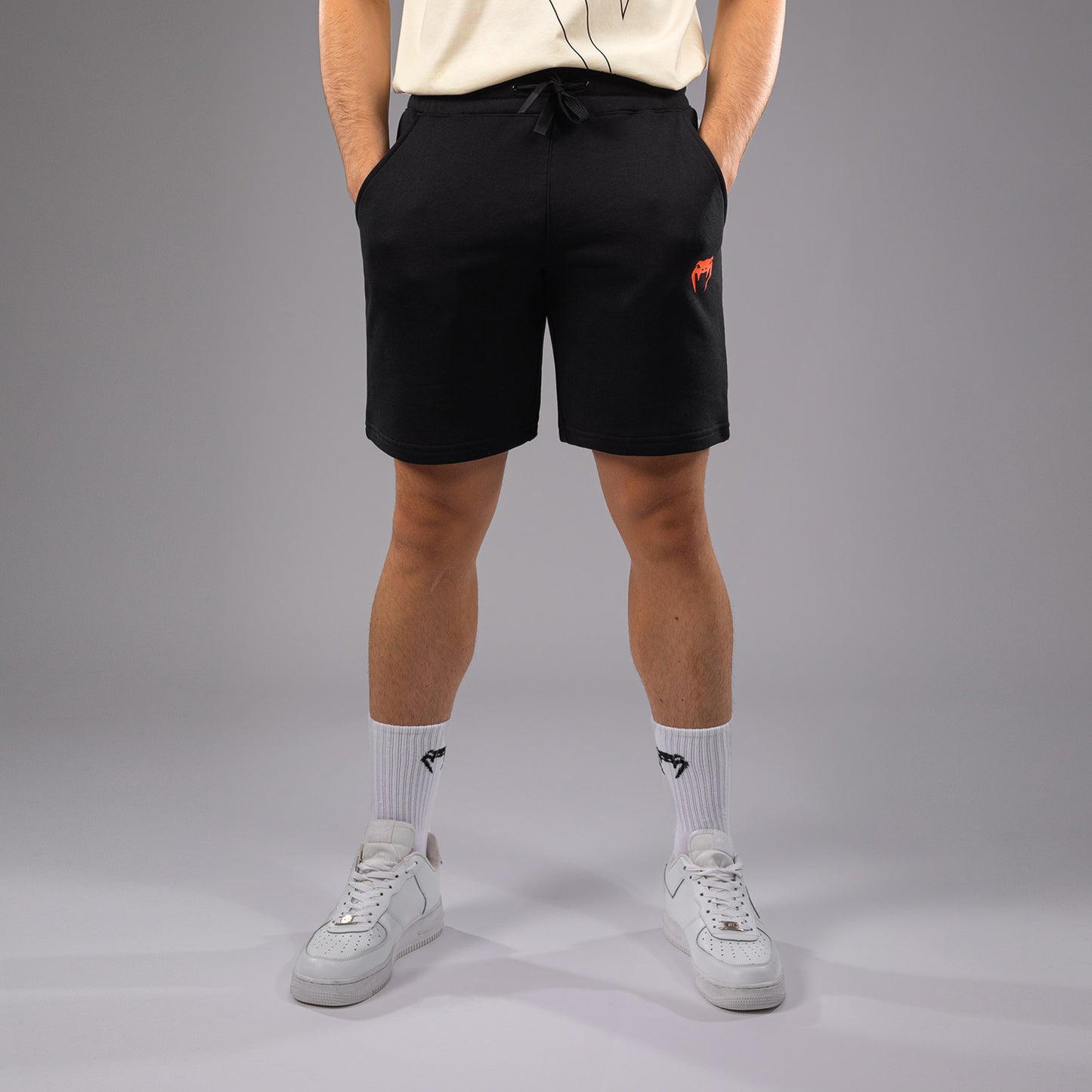 Хлопковые шорты Venum Classic - черный