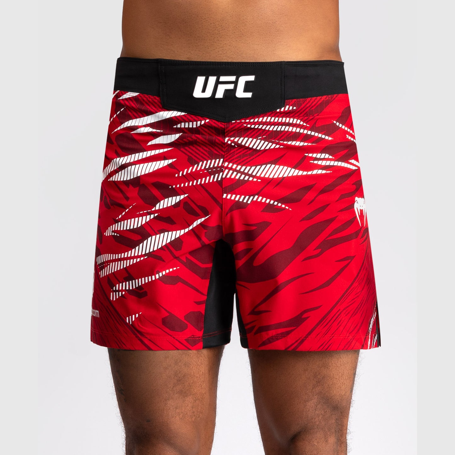 Шорты UFC Fusion by Venum Authentic Fight Night для мужчин - Короткий крой - Red