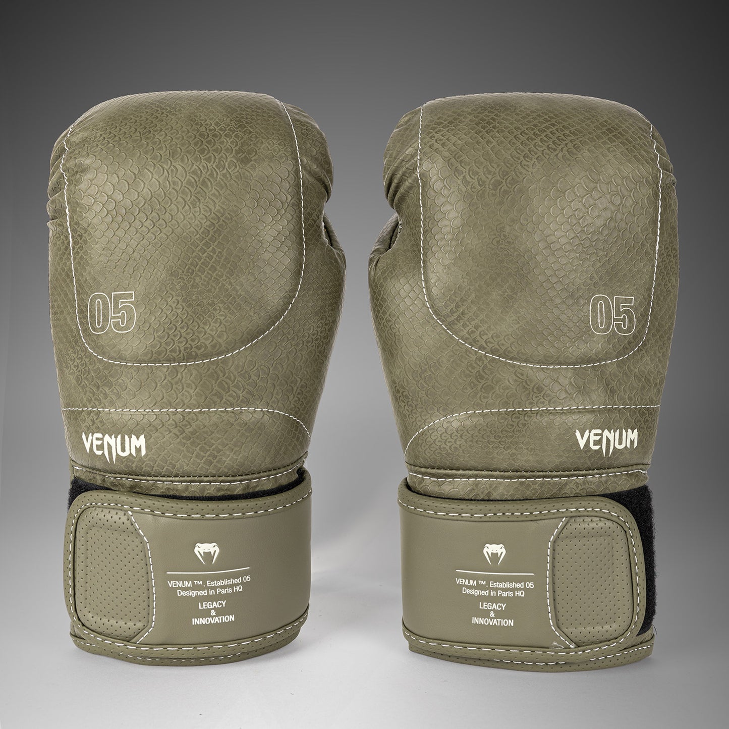 Боксерские перчатки Venum Impact Evo Scales – Армейский зелёный