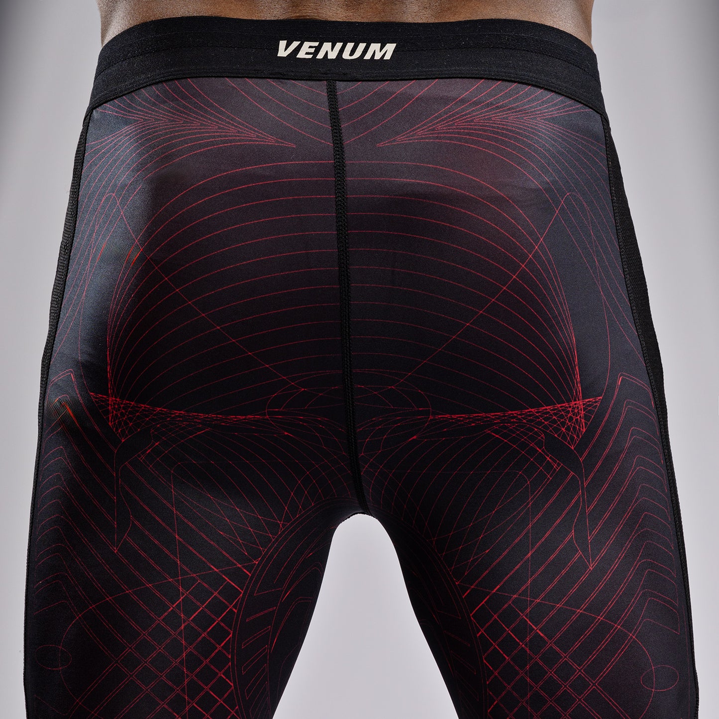 Компессионные леггинсы для мужчин Venum G-Fit Air - Глубокий черный / Огненно-красный