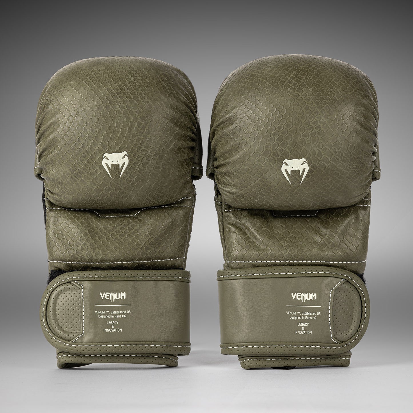 Перчатки для спарринга MMA Venum Impact Evo Scales – Армейский зелёный
