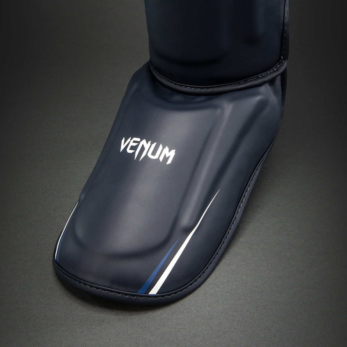 Щитки для голени Venum G-Core - Тёмно-синий/Белый