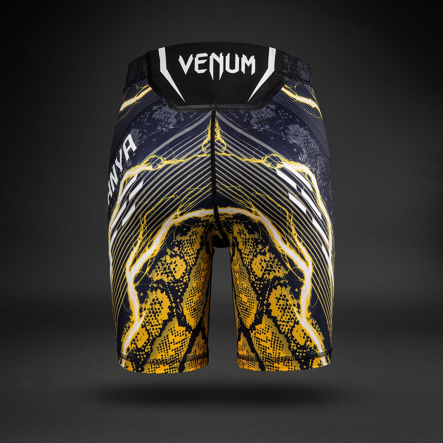 UFC Unrivaled by Venum Israel Adesanya Унисекс Шорты Vale Tudo - Черный