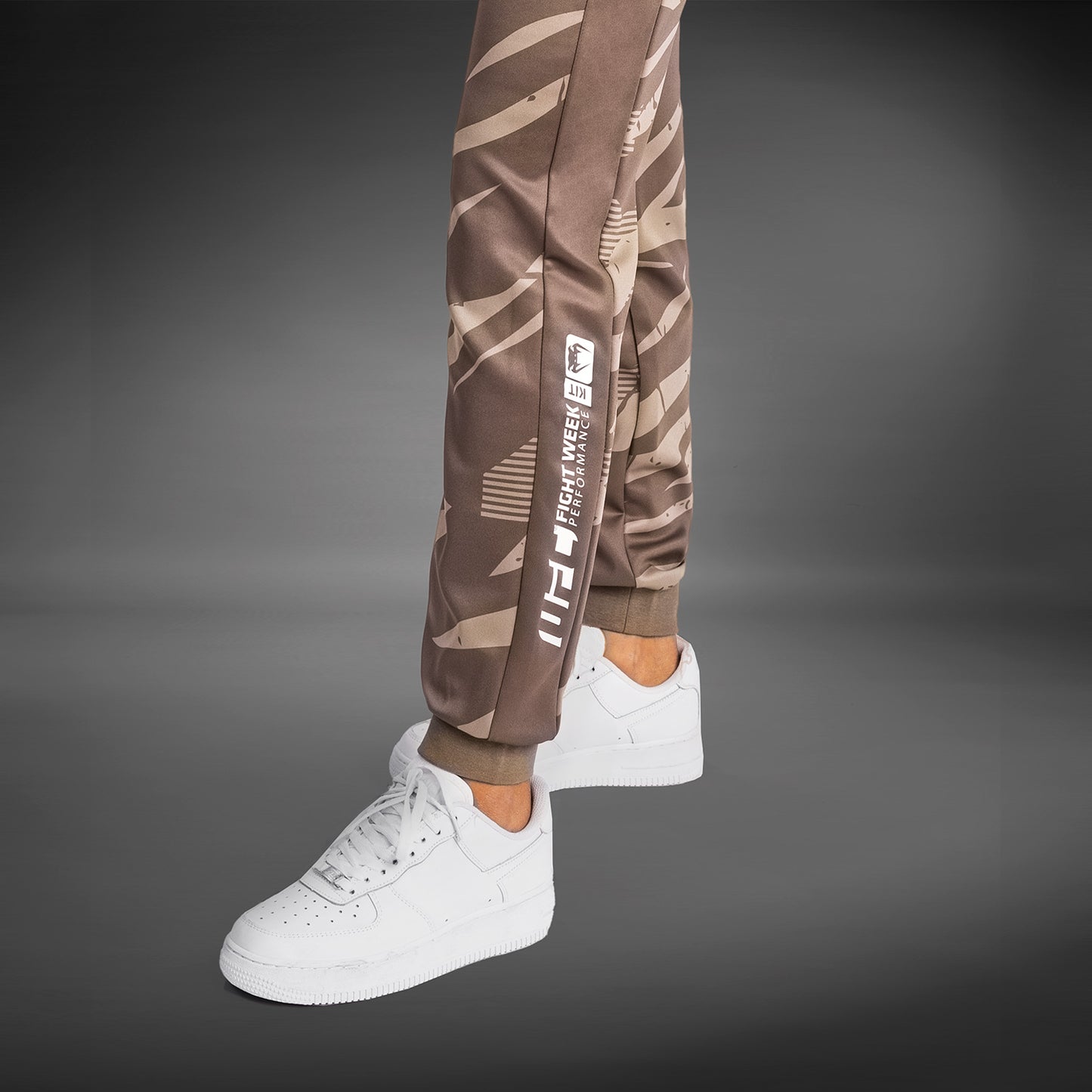 Женские Брюки UFC Adrenaline By Venum Fight Week - Desert Camo