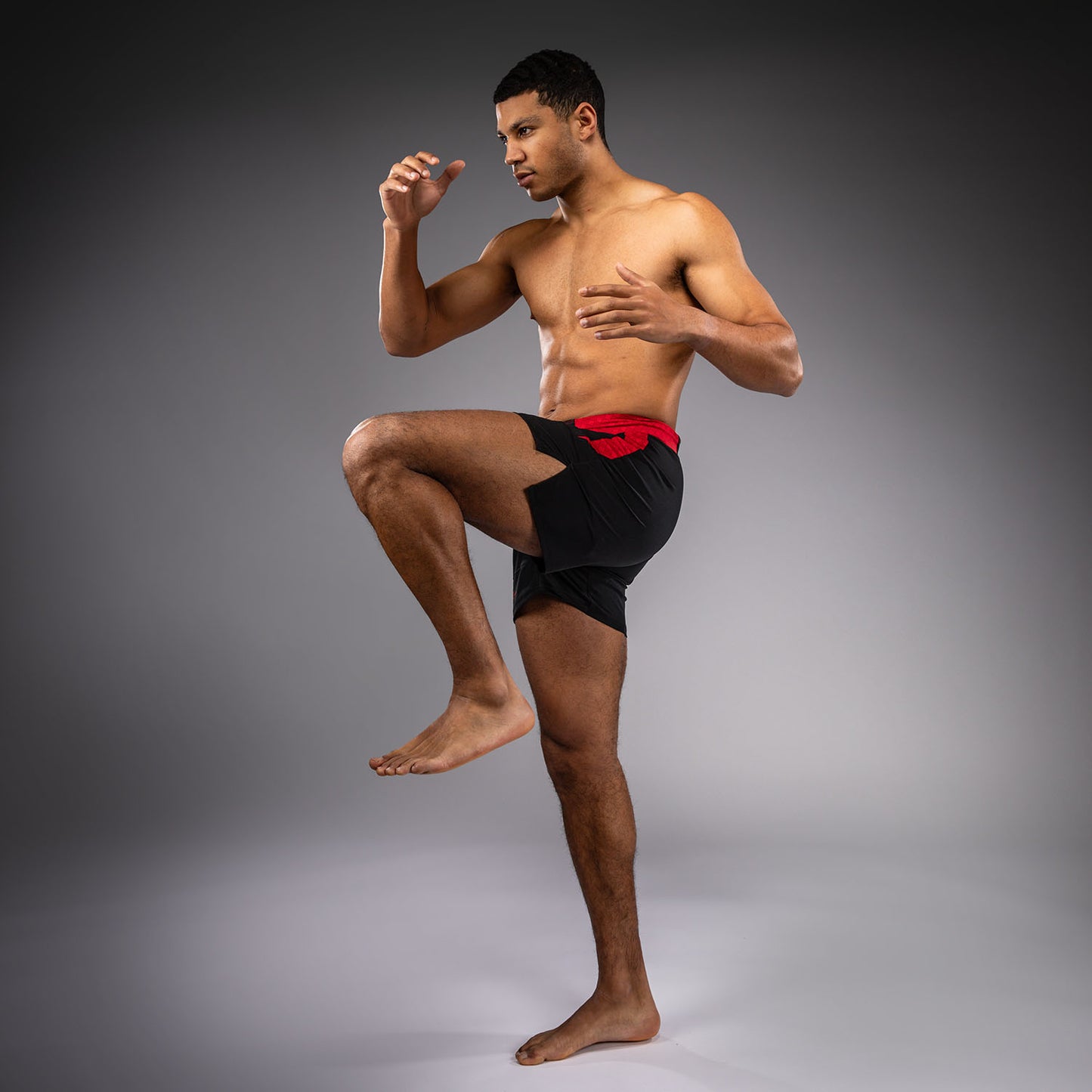 Файтшорты Venum x Roger Gracie Signature - Чёрный/Красный