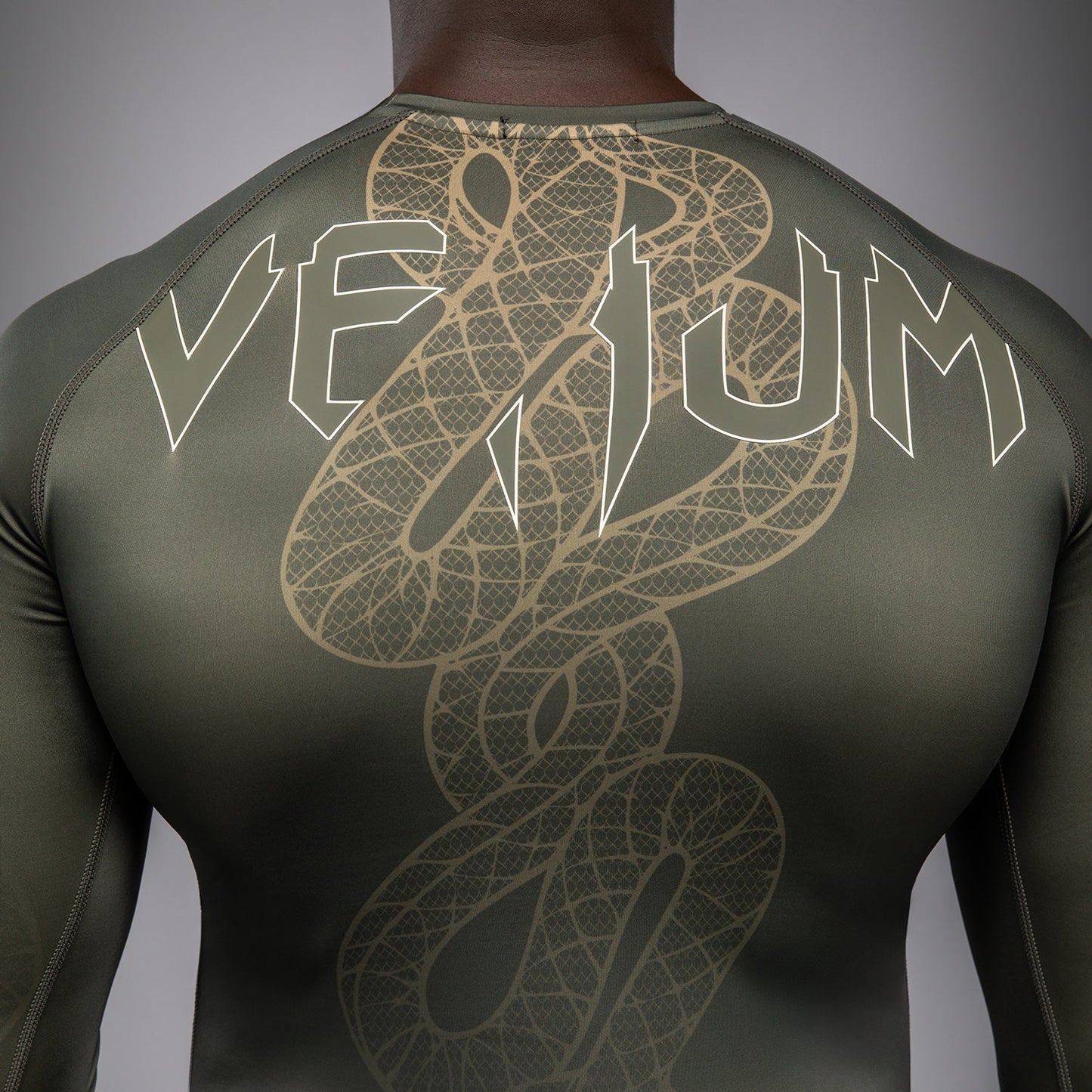 Рашгард с длинным рукавом Venum Serpenti – Хаки/Бронзовый/Слоновая кость