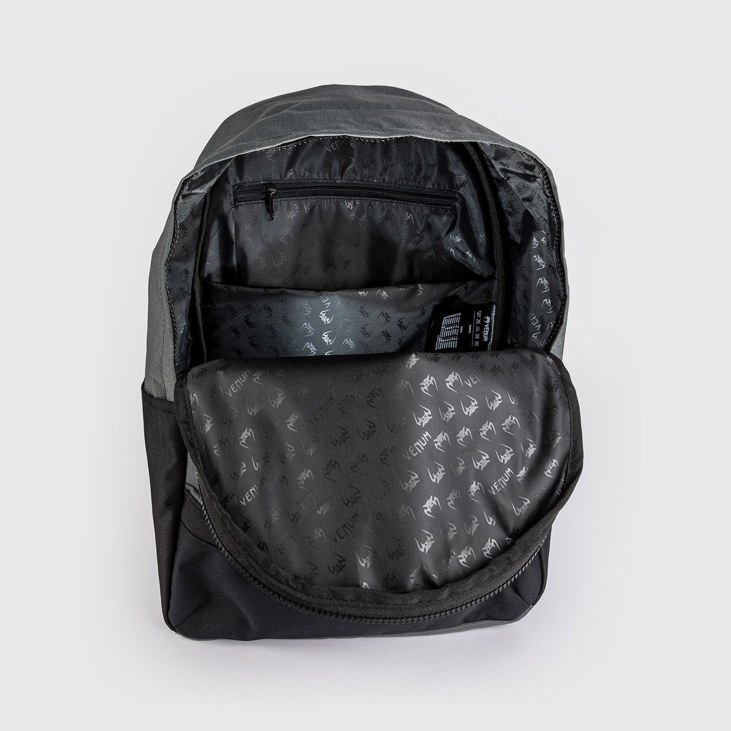 Рюкзак Venum Evo 2 Light (20-25л) – Чёрный/Хаки