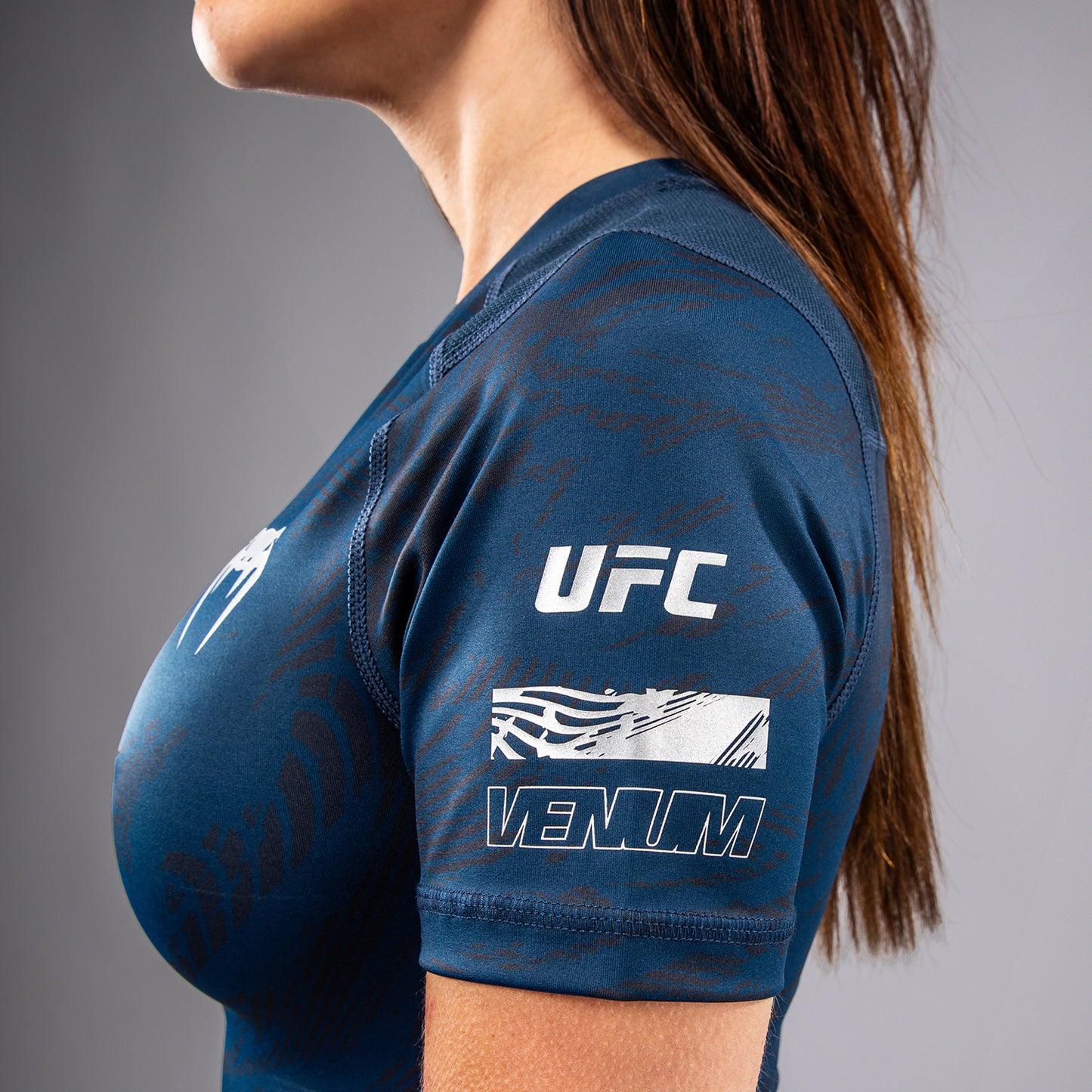 Рашгард UFC Fusion by Venum Fight Week с коротким рукавом для женщин - Oceanic Blue