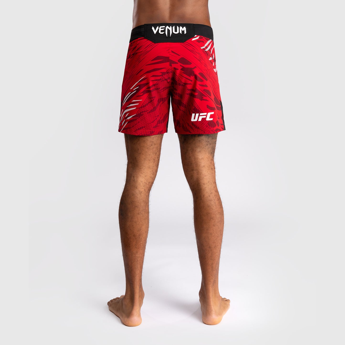 Шорты UFC Fusion by Venum Authentic Fight Night для мужчин - Короткий крой - Red