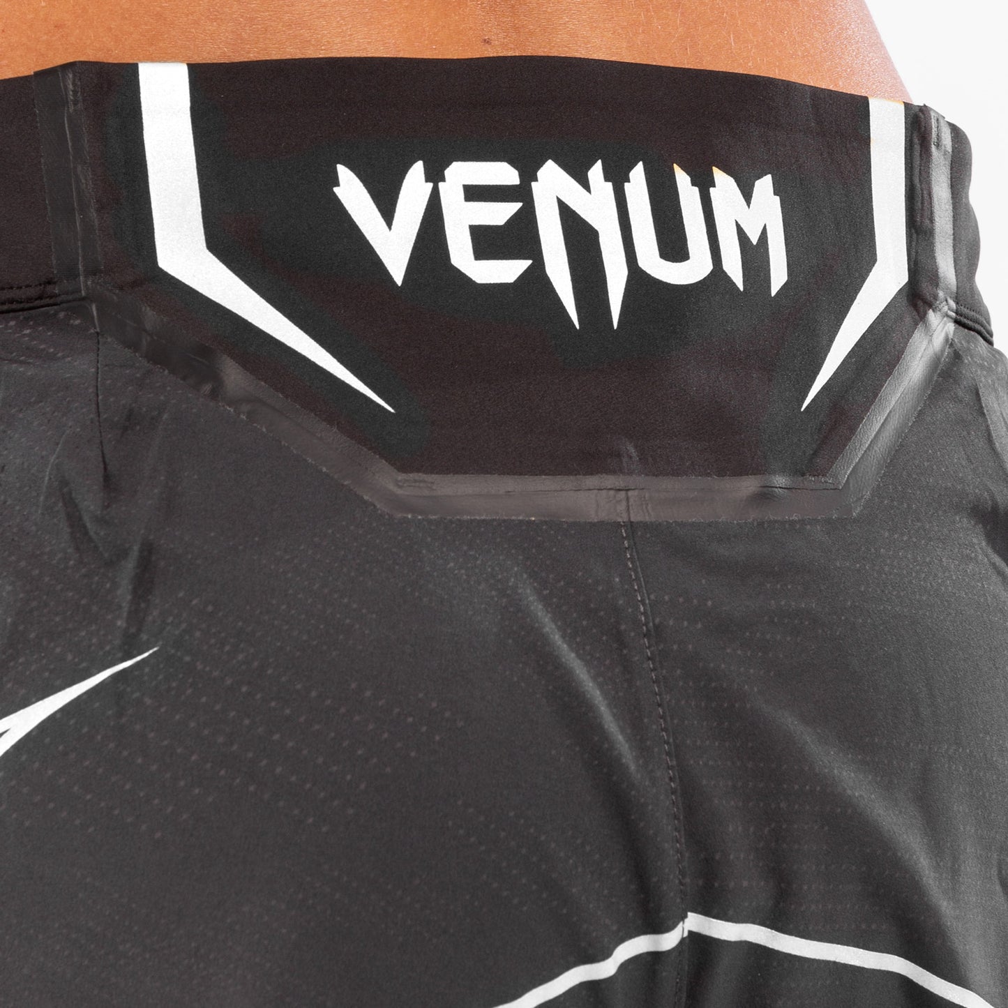 Женские шорты Venum UFC Authentic Fight Night – Чёрный