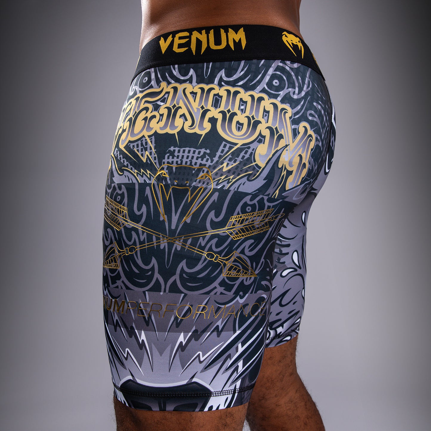 Компрессионные шорты Venum Wolf Atak – Чёрный/Серый