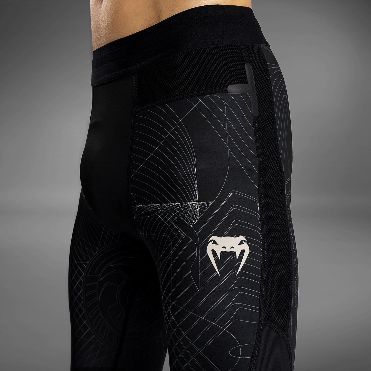 Компессионные леггинсы для мужчин Venum G-Fit Air - Глубокий черный / Песок пустыни