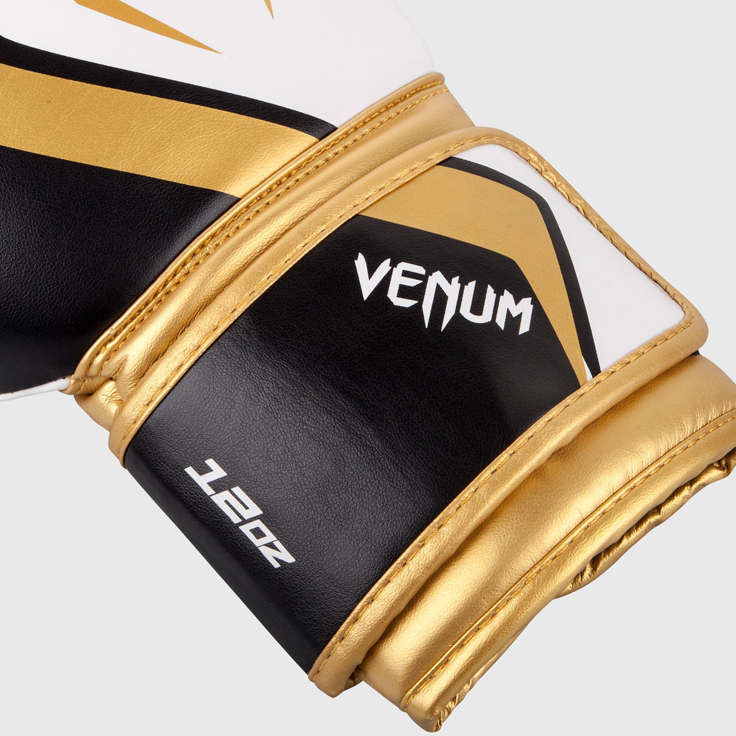 Боксерские перчатки Venum Contender 2.0 - Черный/Белый-Золотой
