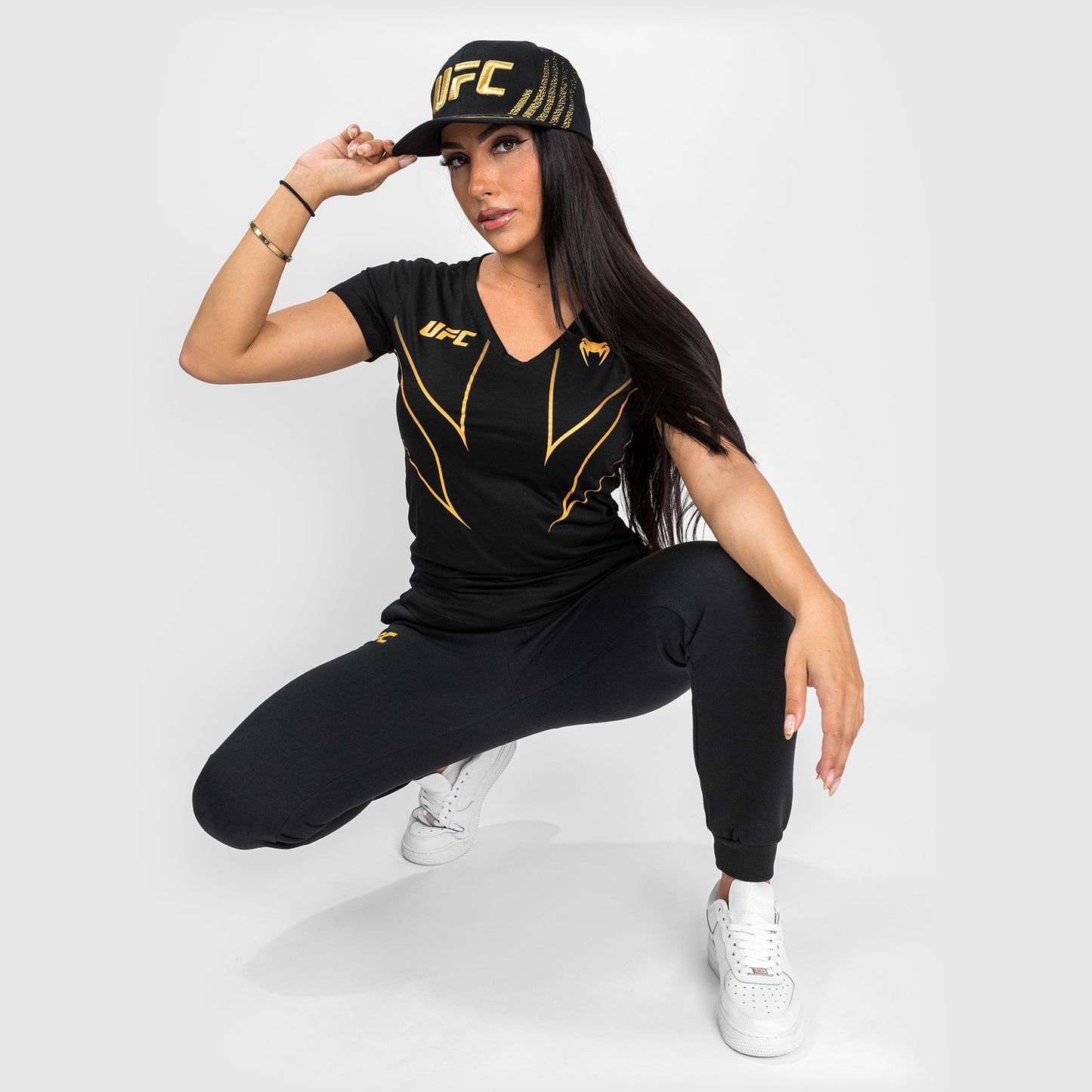 ЖЕНСКАЯ ФУТБОЛКА UFC VENUM FIGHT NIGHT 2.0 REPLICA - ЧЕМПИОН
