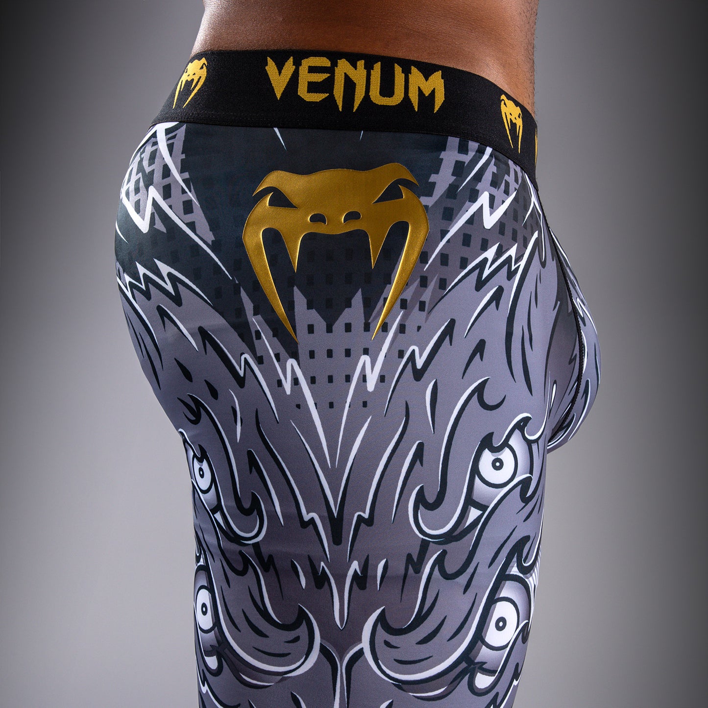 Спатсы Venum Wolf Atak – Чёрный/Серый