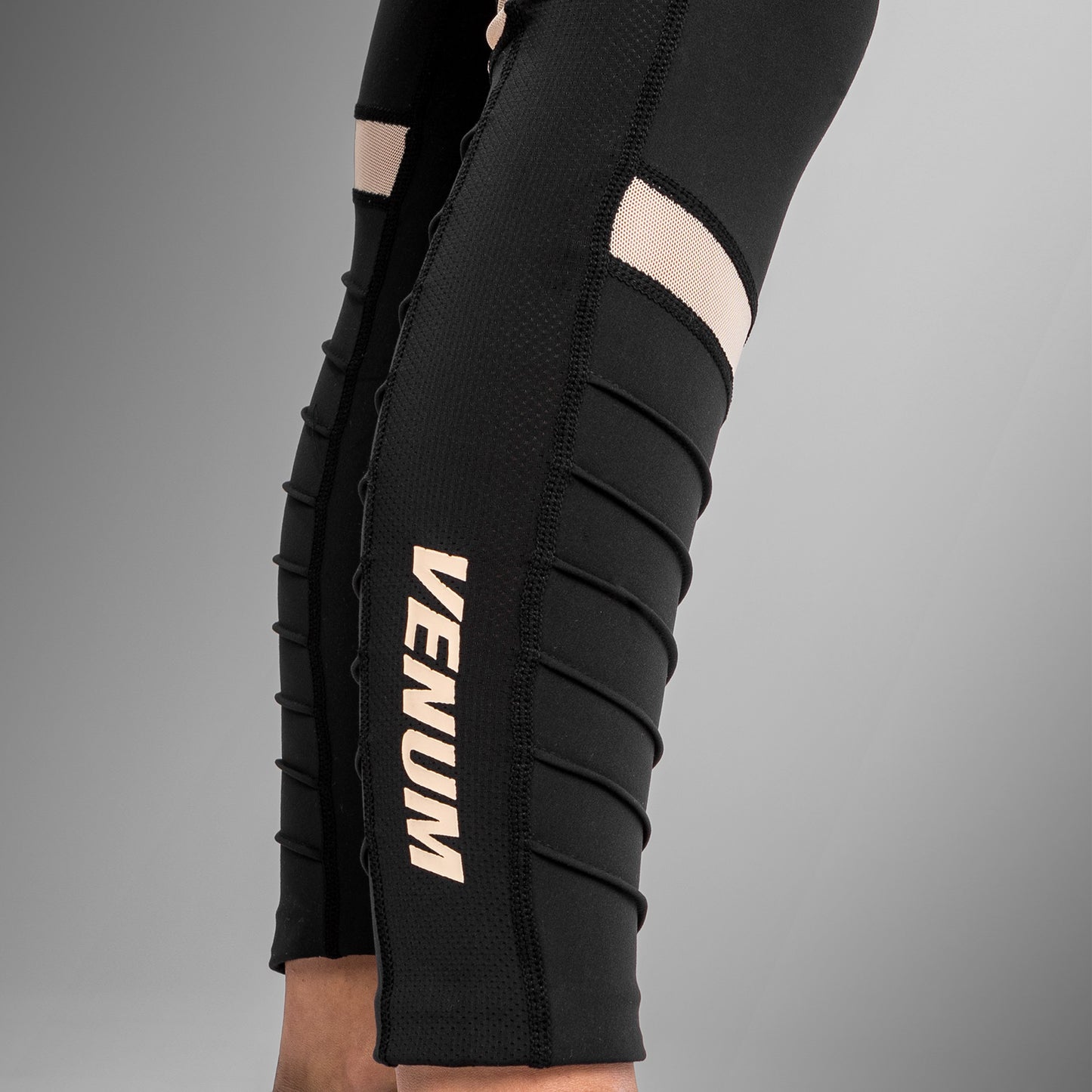 Леггинсы Venum Moto Leggings - черный/песочный
