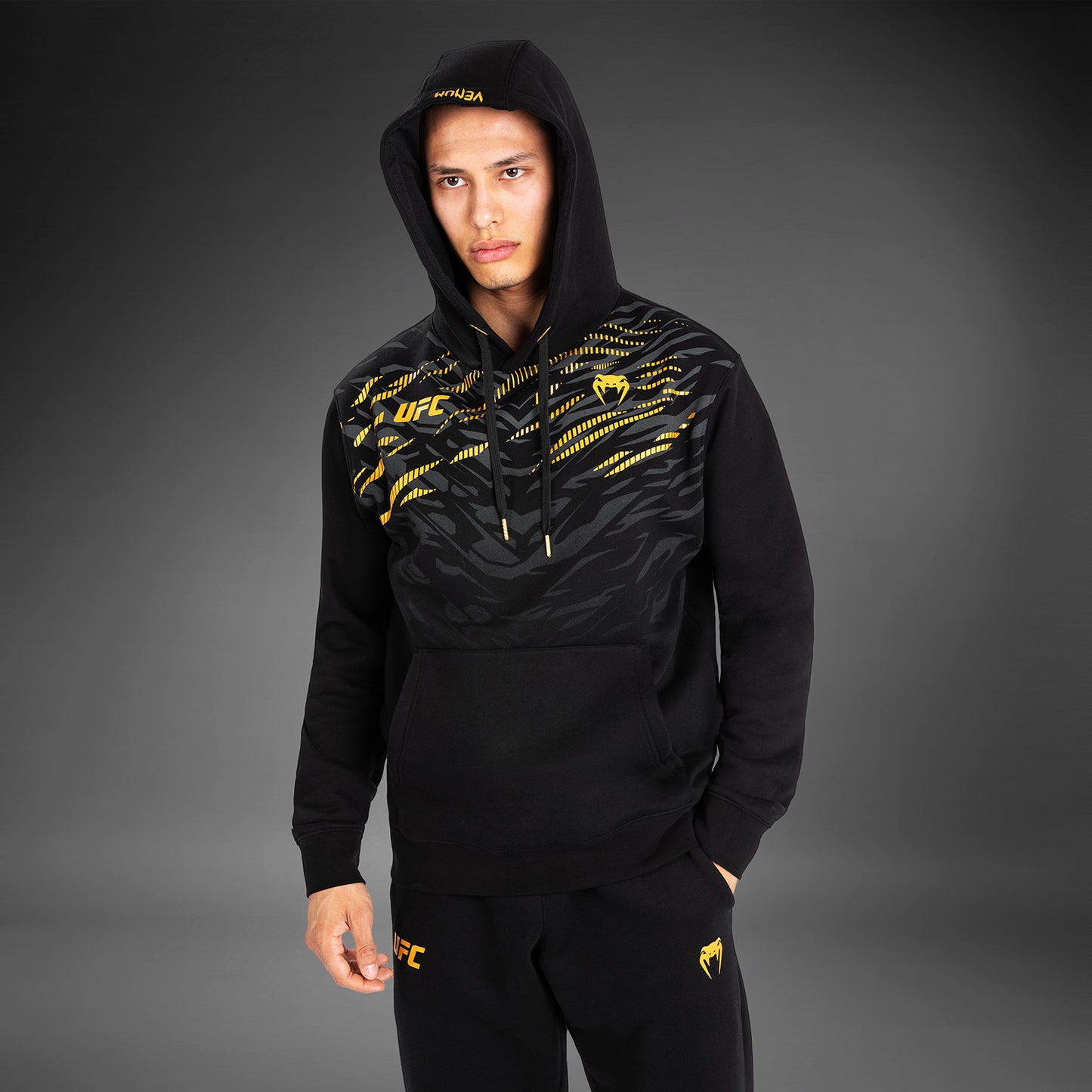 Толстовка UFC Fusion by Venum Replica с капюшоном для мужчин - Champion