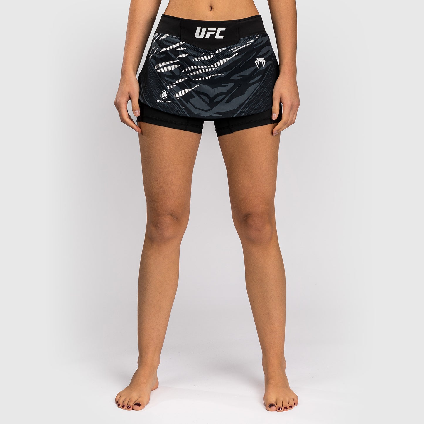 Женские шорты UFC Fusion by Venum Authentic Fight Night - Черный