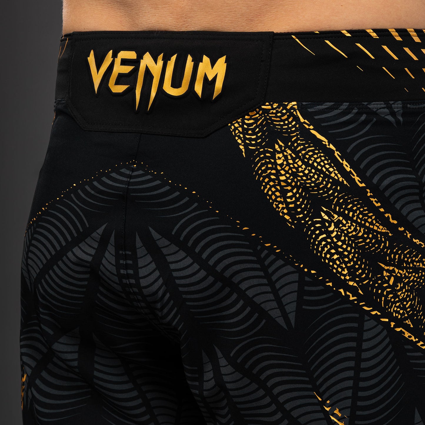 UFC Zenith by Venum Authentic Fight Night Короткие Шорты Fight Мужские - Champion