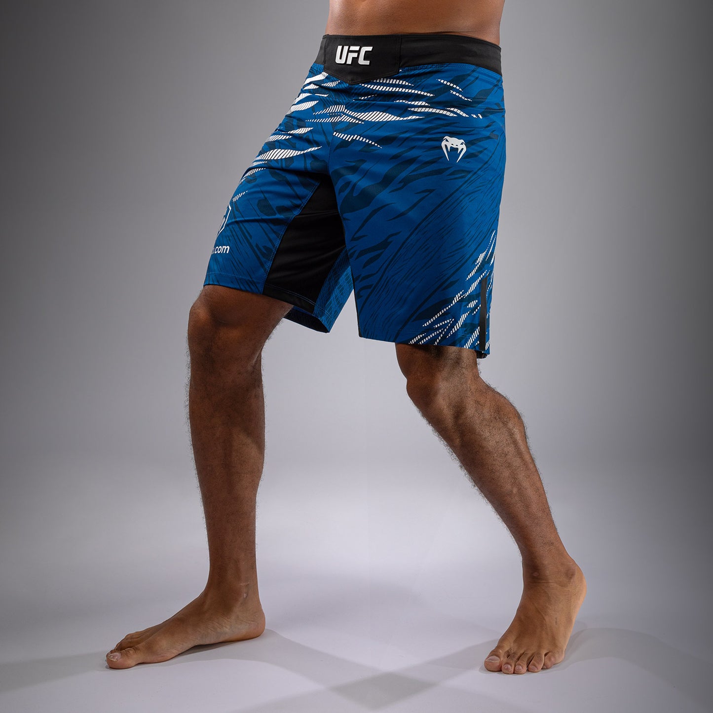 Шорты UFC Fusion by Venum Authentic Fight Night для мужчин - Длинный крой - Blue