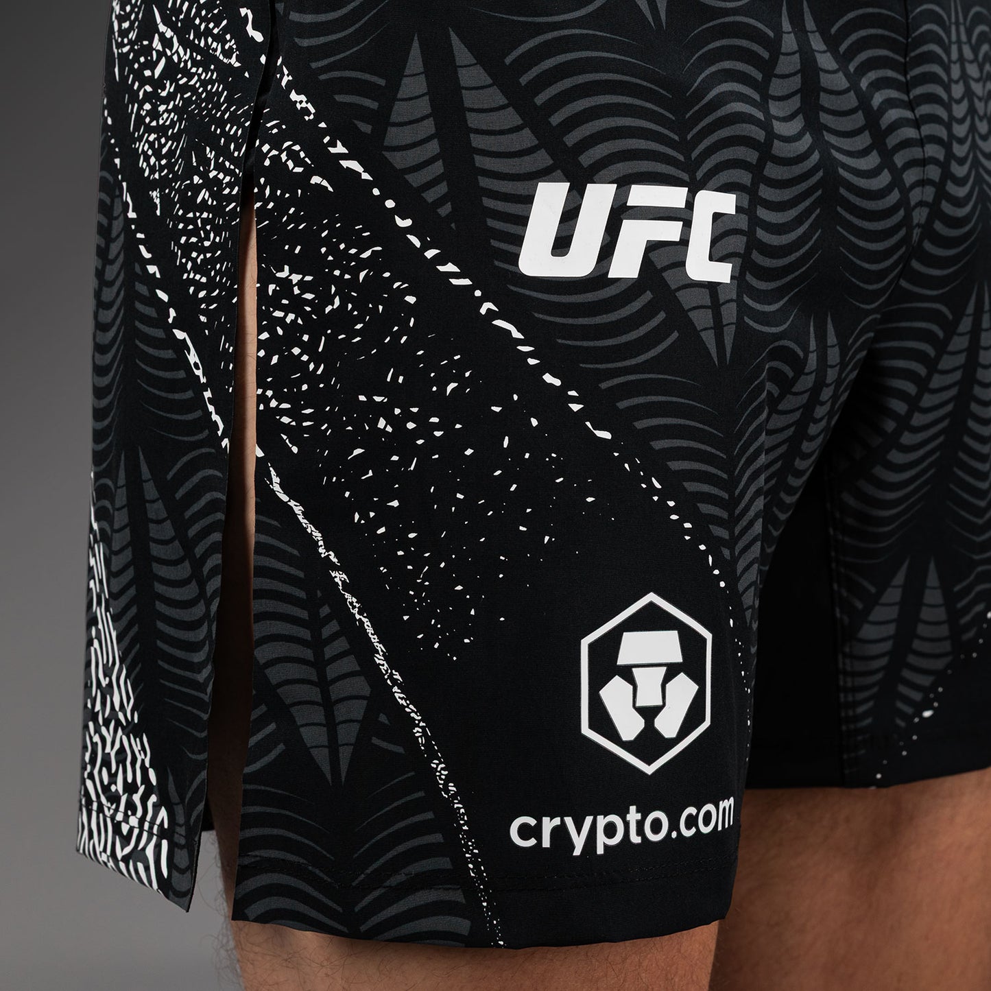 UFC Zenith by Venum Authentic Fight Night Шорты Gladiator Мужские - Чёрный