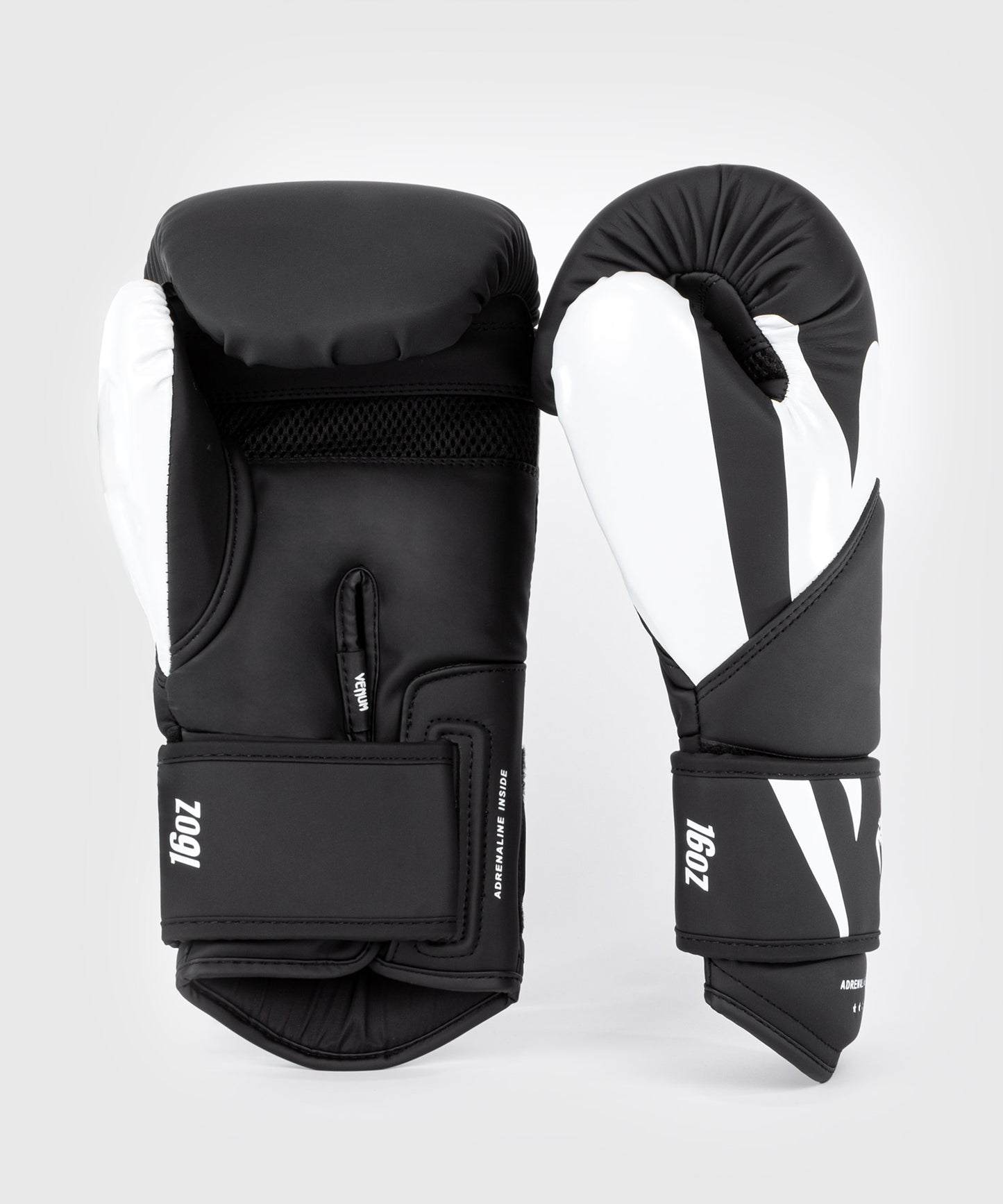Боксерские перчатки Venum Challenger 4.0 - черный/белый
