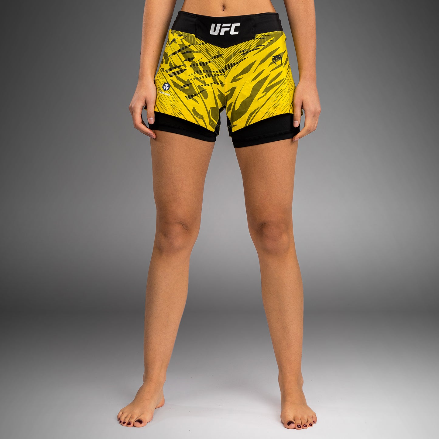 Шорты для борьбы UFC Fusion by Venum Authentic Fight Night для женщин - Yellow