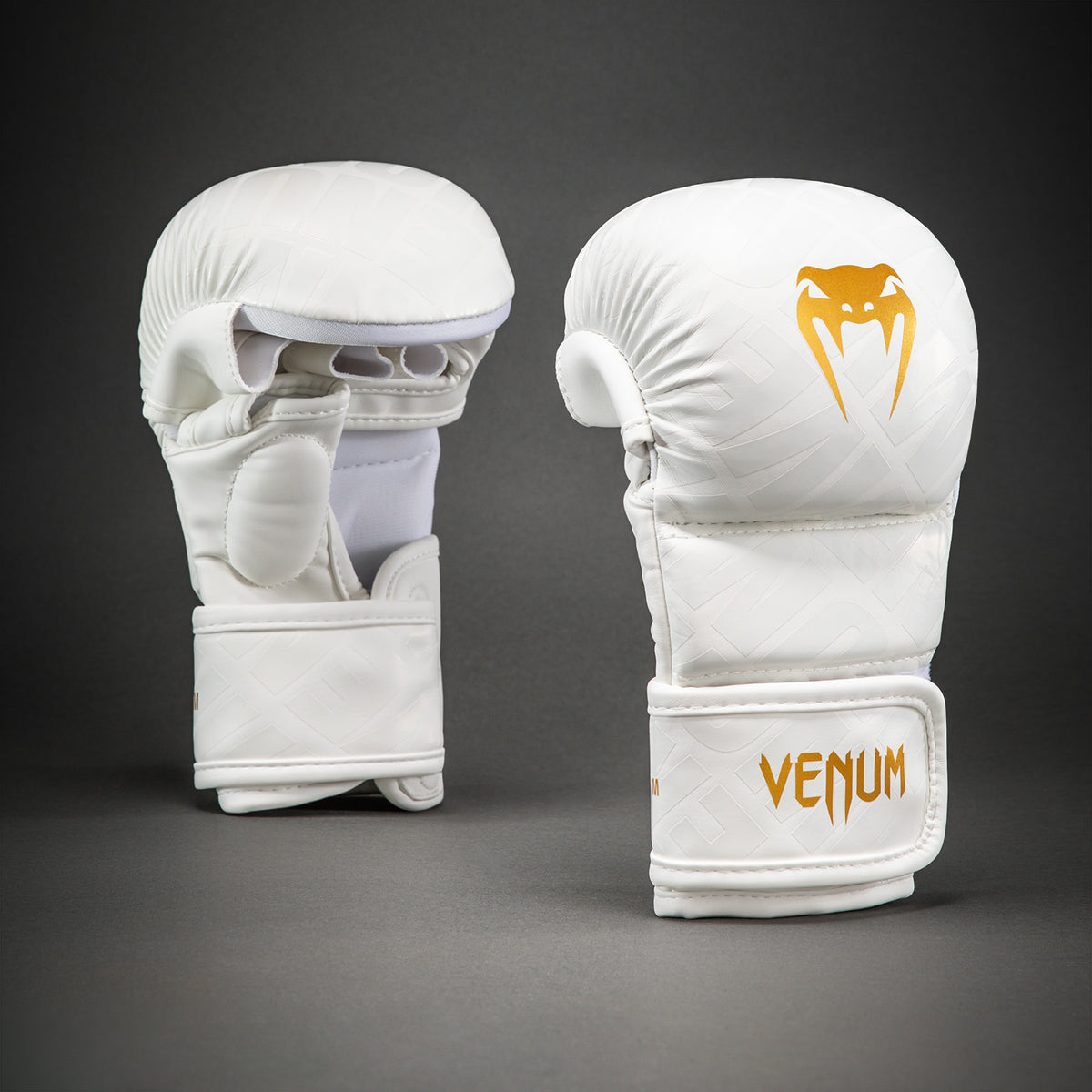 Перчатки для спарринга Venum Contender 1.5 XT 3D - Белый/Золотой