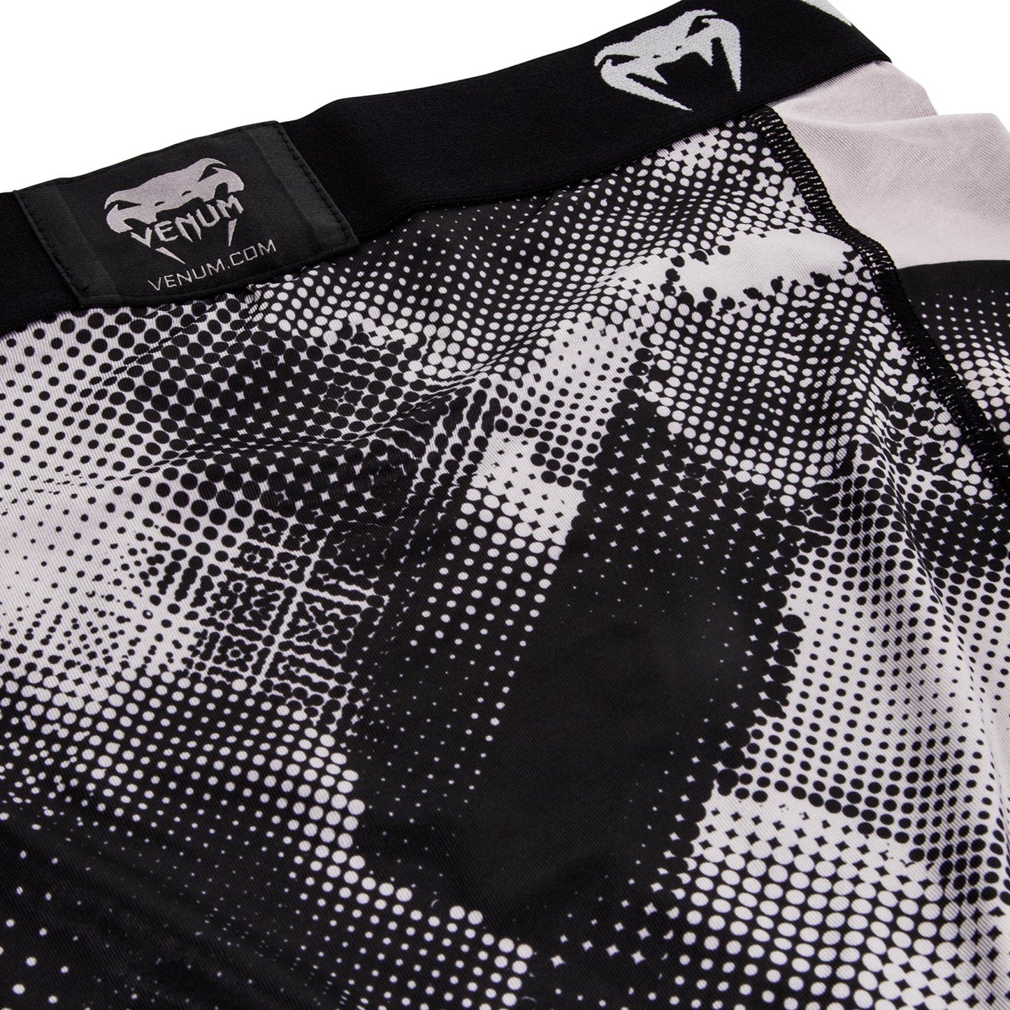 VENUM-02784-109