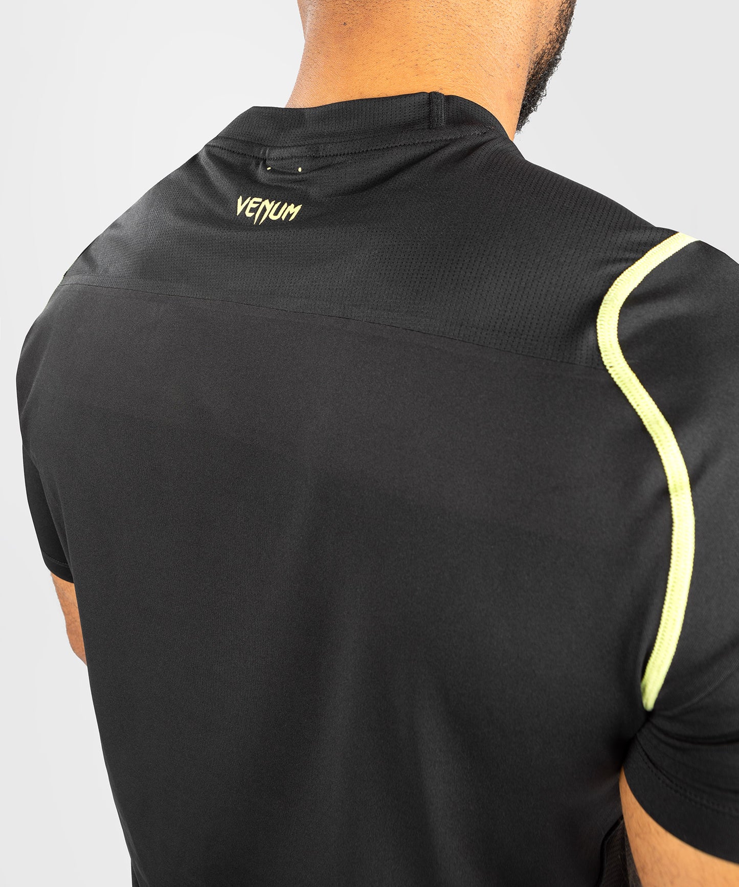 Мужская футболка Dry Tech T-Shirt Venum Fusion 2.0 - черный/желтый