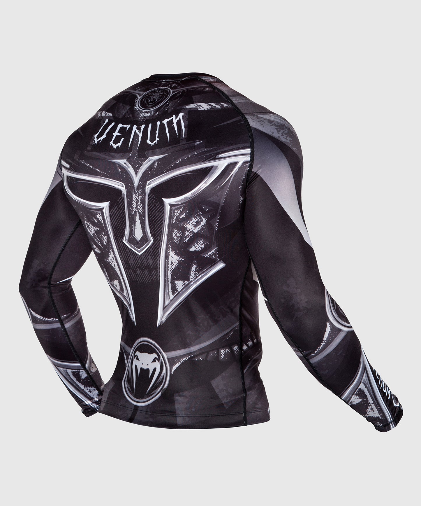 РАШГАРД VENUM GLADIATOR 3.0 - ЧЕРНЫЙ/БЕЛЫЙ – ДЛИННЫЙ РУКАВ