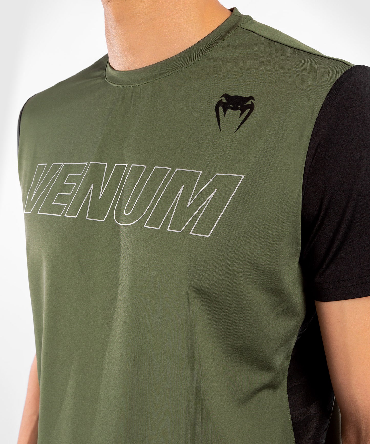 Футболка Venum CLASSIC EVO Dry-Tech - хаки/серебро