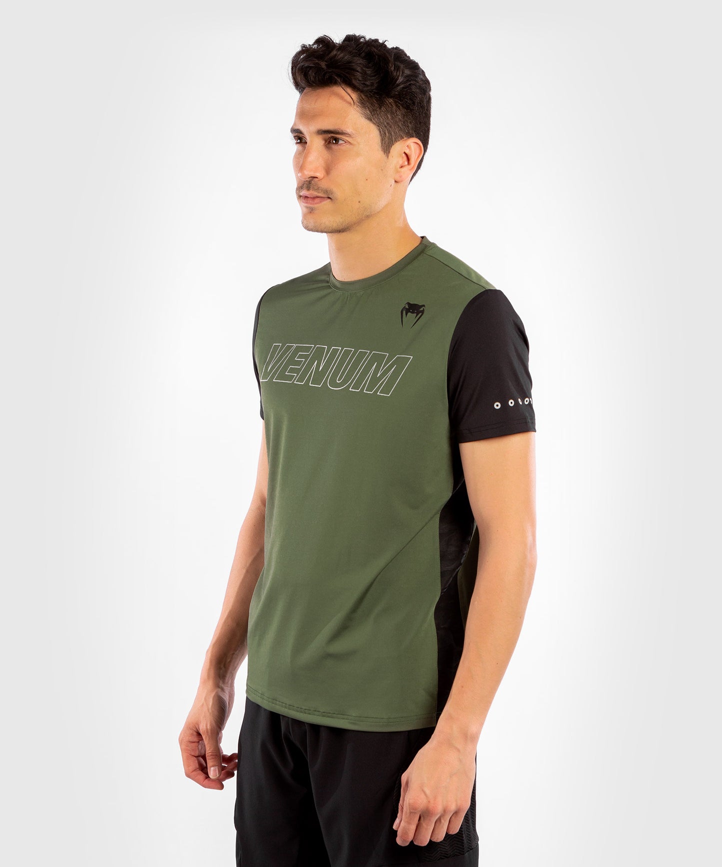 Футболка Venum CLASSIC EVO Dry-Tech - хаки/серебро