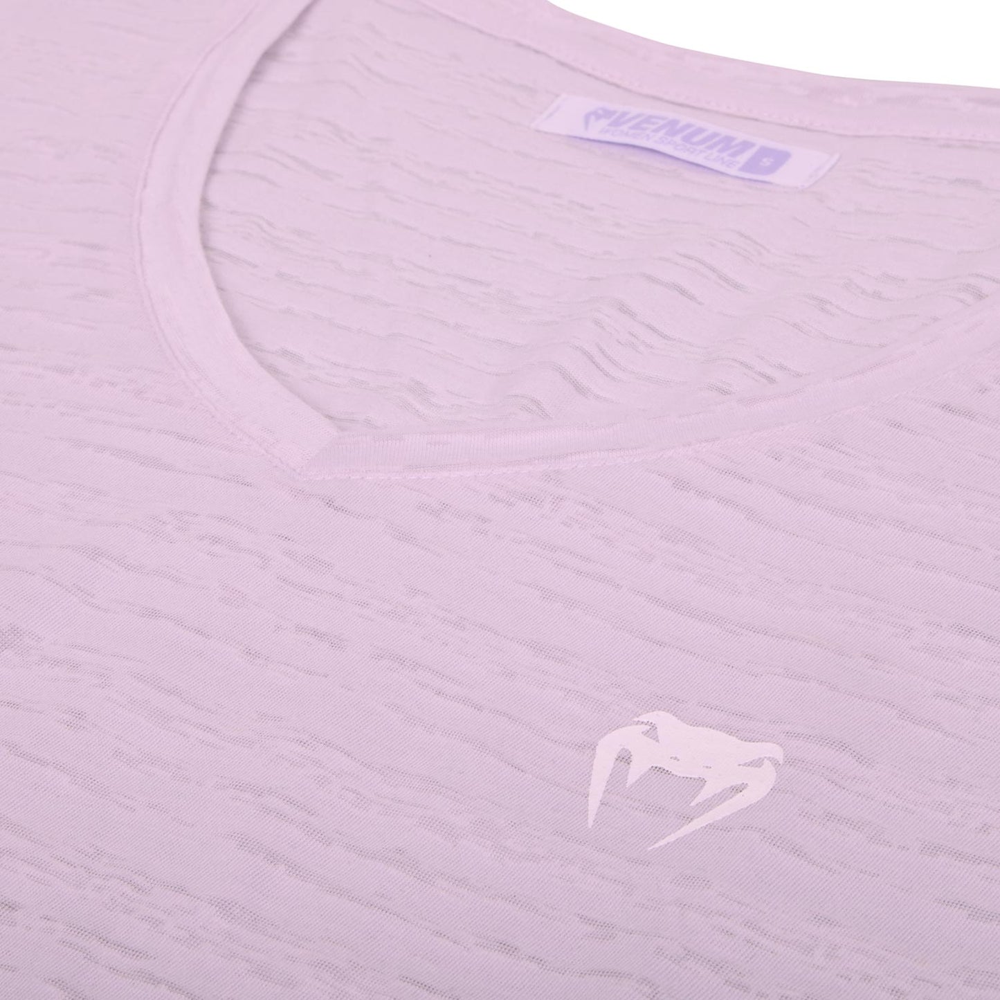 ФУТБОЛКА VENUM ESSENTIAL V NECK - Светло-сиреневый