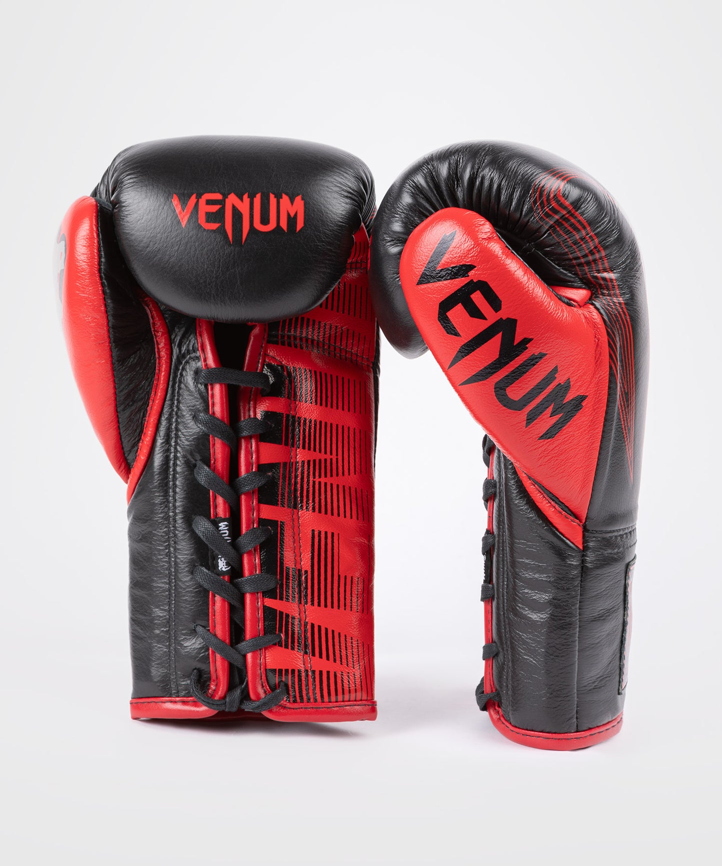 RWS X Venum  Официальные боксерские перчатки со шнуровкой - черные