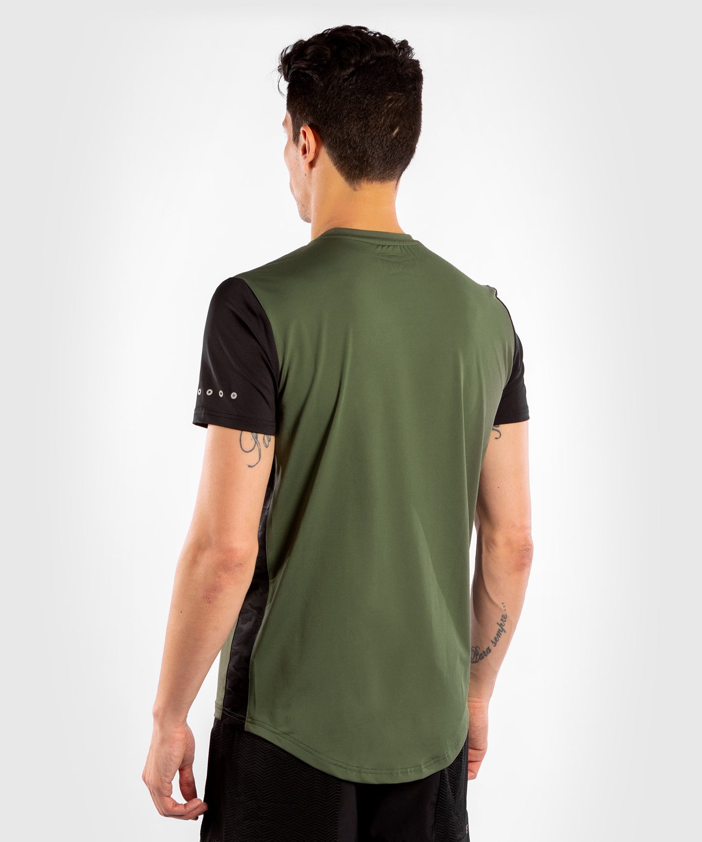 Футболка Venum CLASSIC EVO Dry-Tech - хаки/серебро
