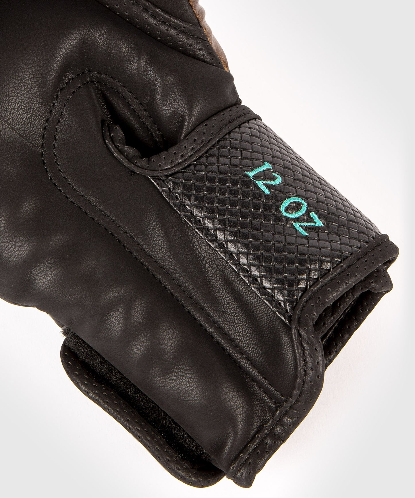 Боксерские перчатки Venum Assassin's Creed - черный/синий