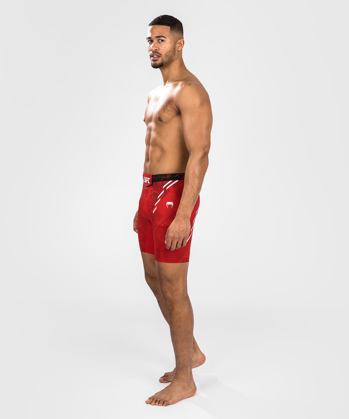 UFC Adrenaline by Venum Authentic Fight Night Мужские шорты Vale Tudo Short - красный