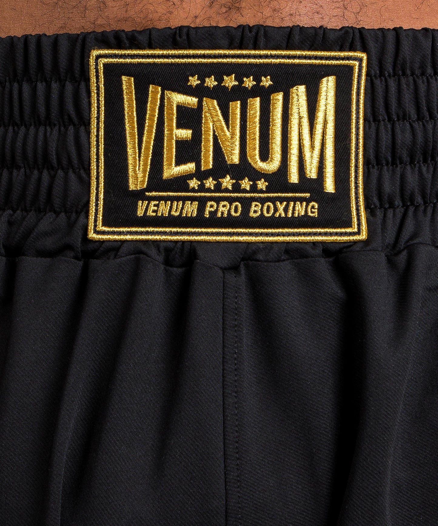Venum Classic  Боксерские шорты - черный/золотой