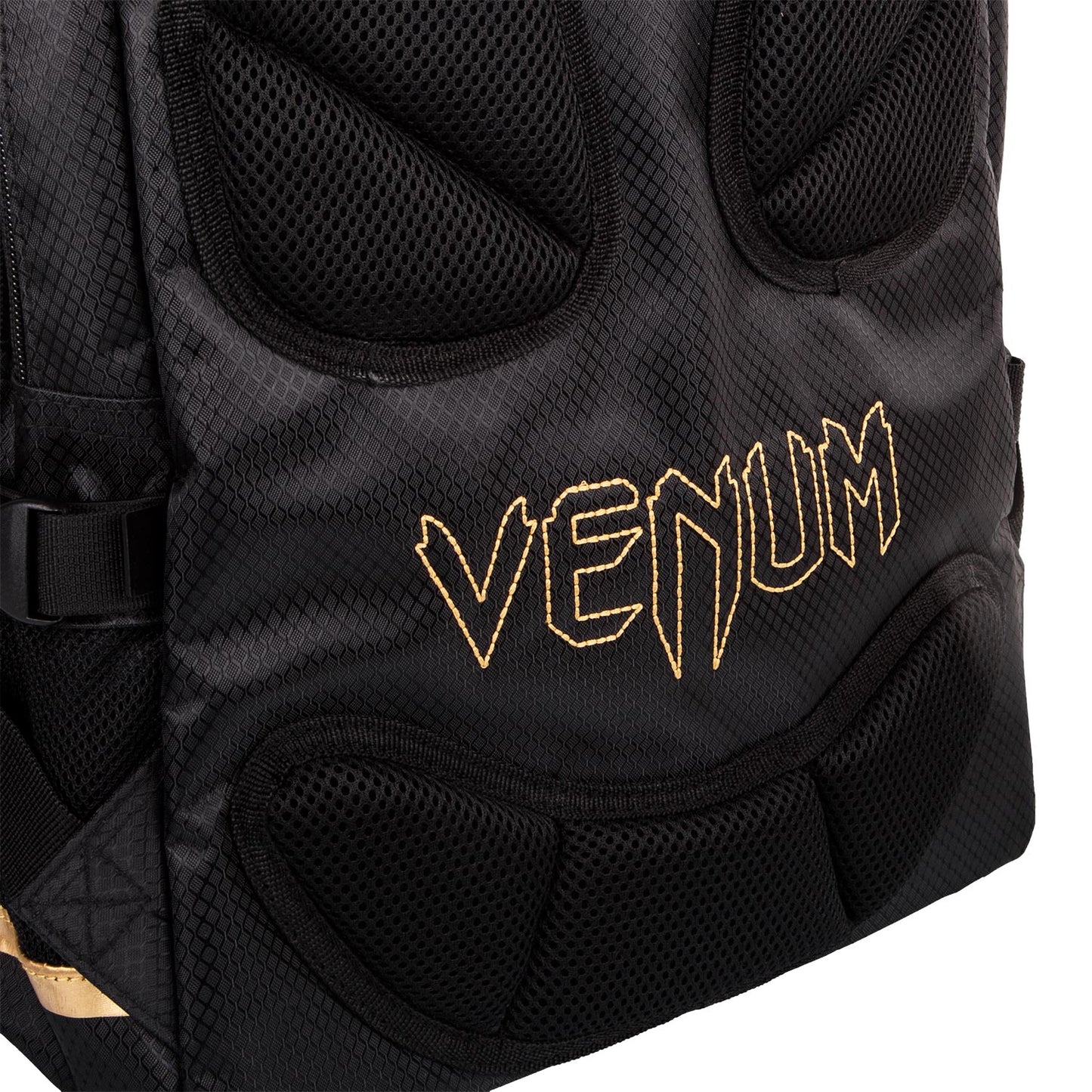 РЮКЗАК VENUM CHALLENGER PRO - Черный/Золотой