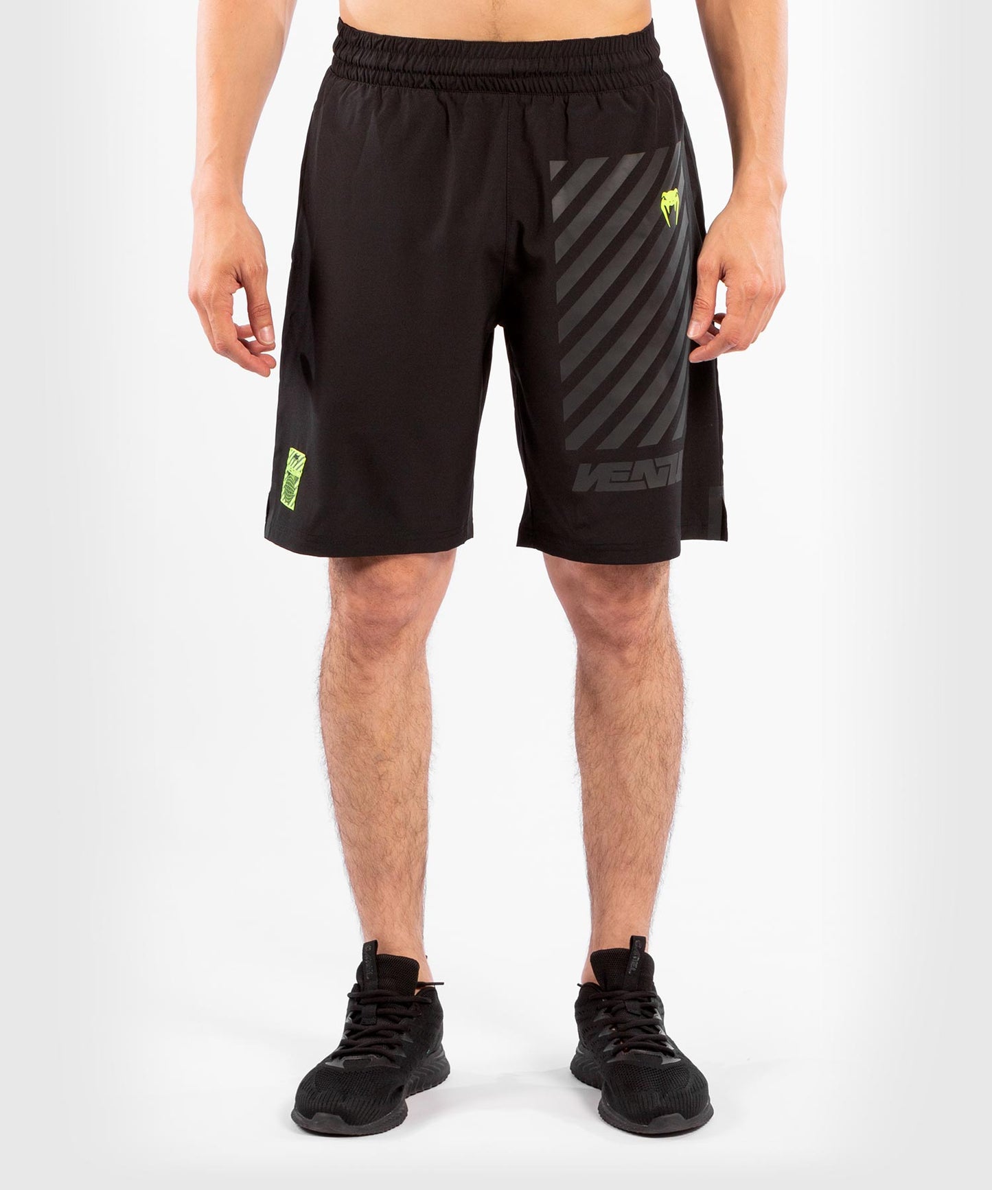 Спортивные шорты Venum Stripes - Чёрный