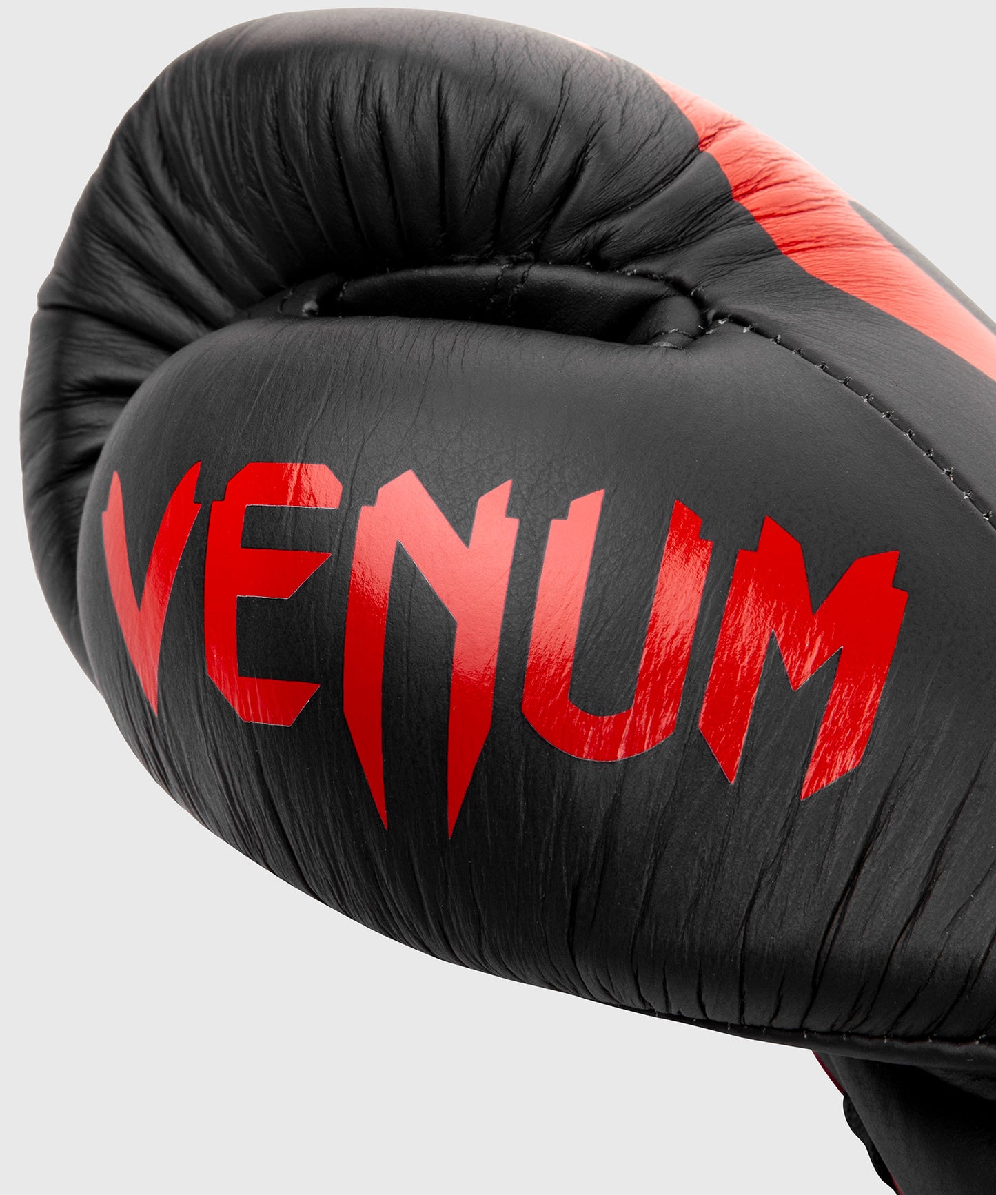 Боксерские перчатки Venum Giant 2.0 Pro-Со шнуровкой - Черный/Красный